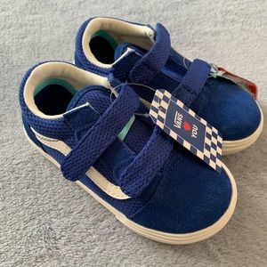 NWT Blue Vans Velcro Shoes